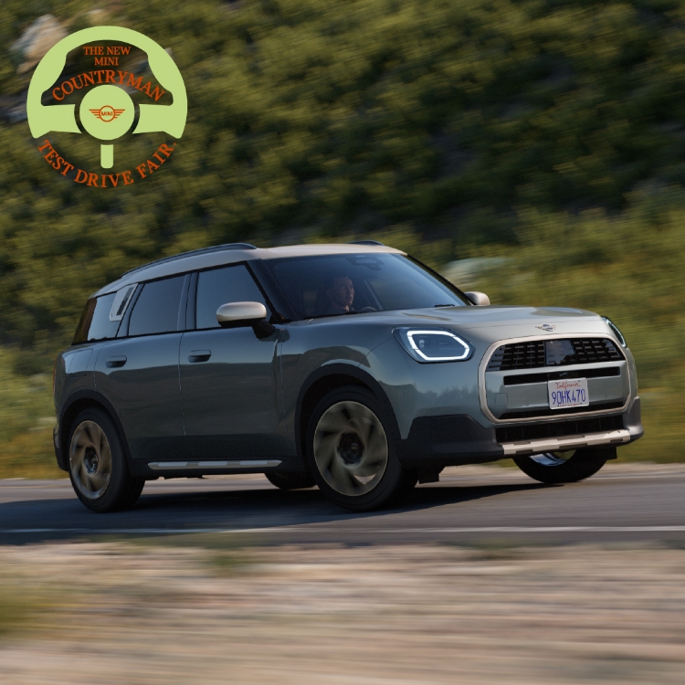 THE NEW MINI COUNTRYMAN. FIRST SELECTION.